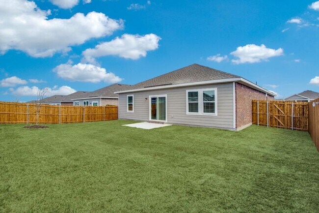 Building Photo - 304 Briar Cv