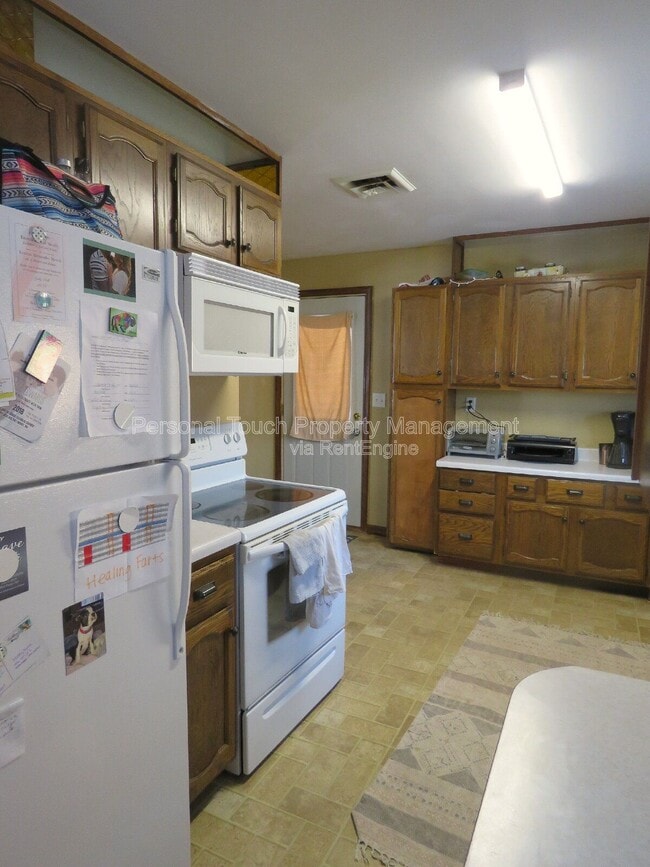 Building Photo - 1416 13th St S