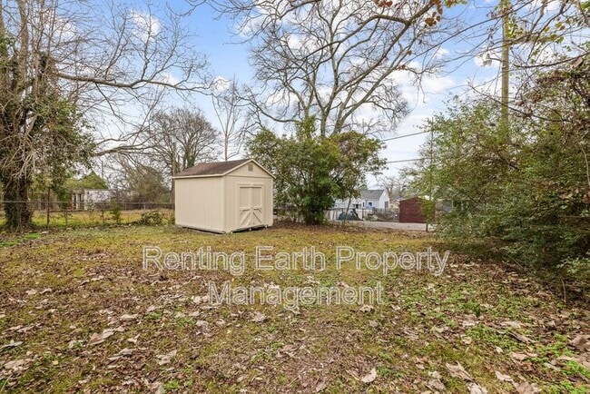 Building Photo - 1619 31st St Ensley