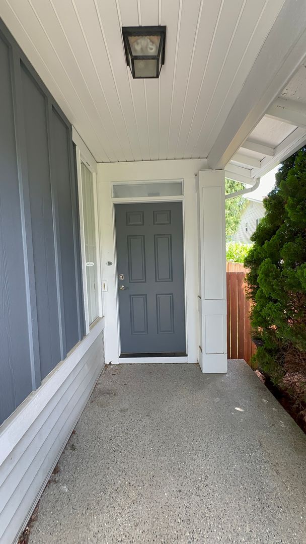 Building Photo - Silver Firs home!