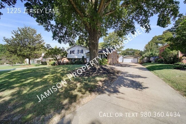 Building Photo - 1225 Jersey Ln