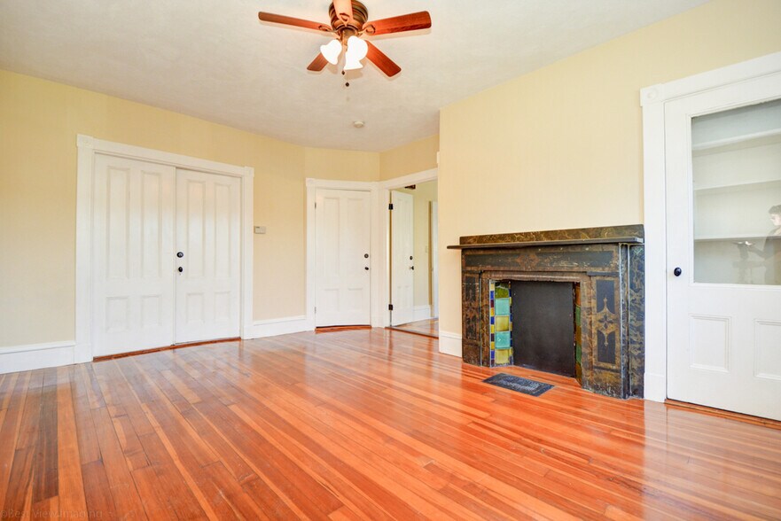 Building Photo - 46 South St