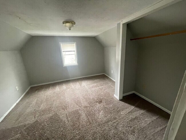 Building Photo - Single Family home in Camden, Indiana