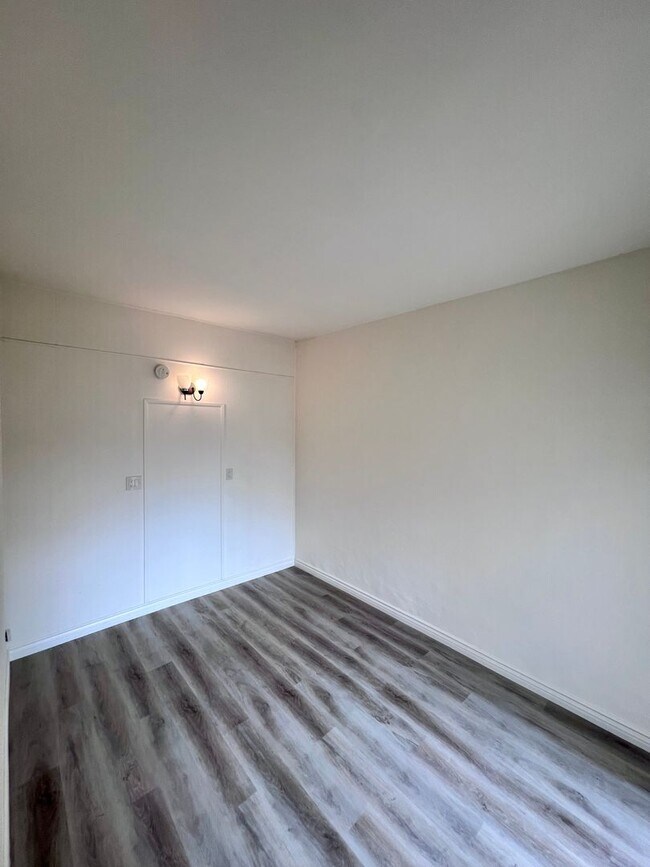 Building Photo - 4546 37th St