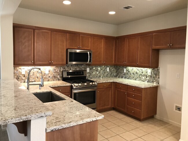 Building Photo - Two story in desirable north Turlock!