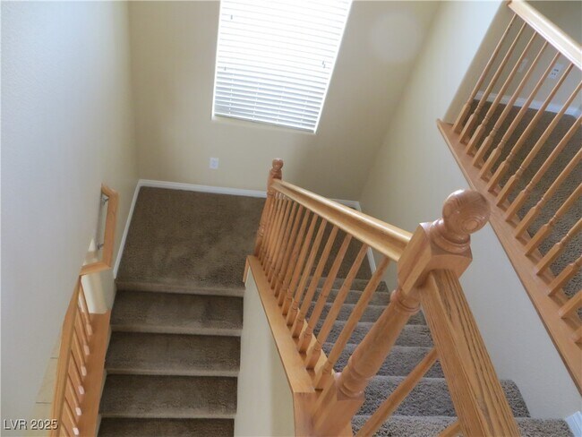 Building Photo - 6824 Bayberry Creek Ave