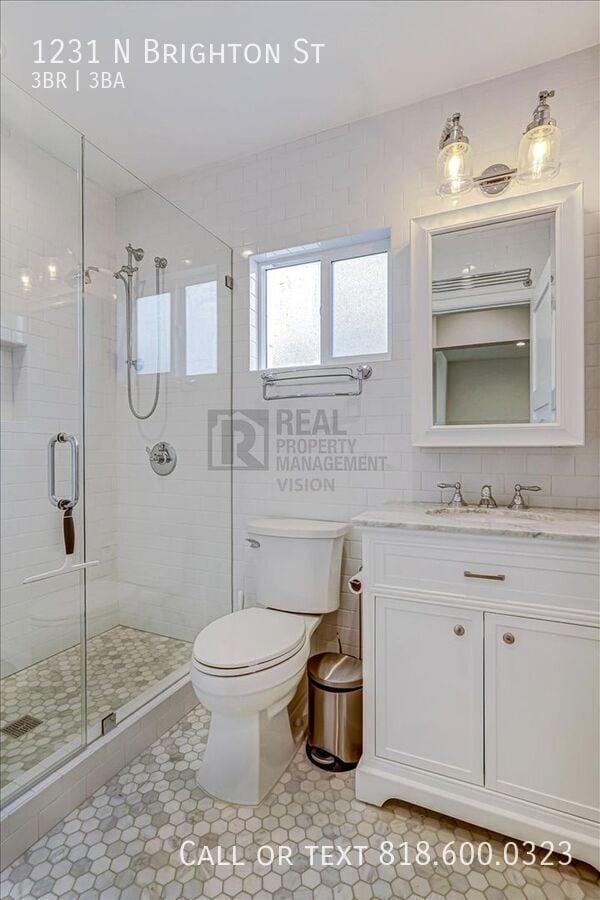 Building Photo - 1231 N Brighton St