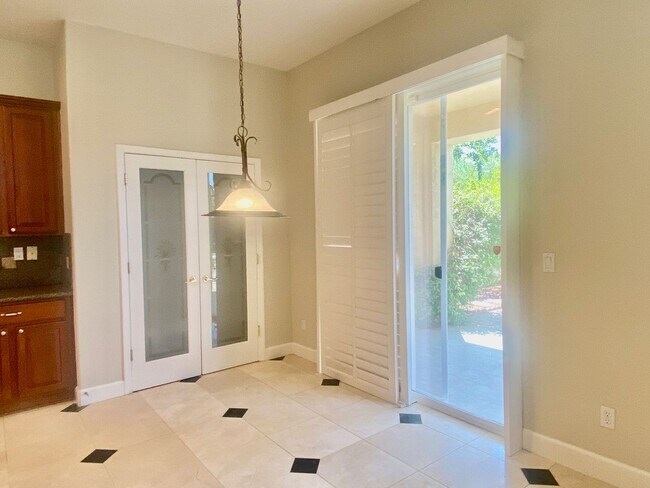 Building Photo - AVAILABLE BY 1/1/26 - ELEGANT AND SPACIOUS 4 BED, 4 BATH 2 STORY HOME WITH VIEWS OF EL DORADO HILLS