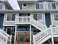Building Photo - 5014 Everett St