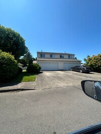 Building Photo - WeakleyG 808