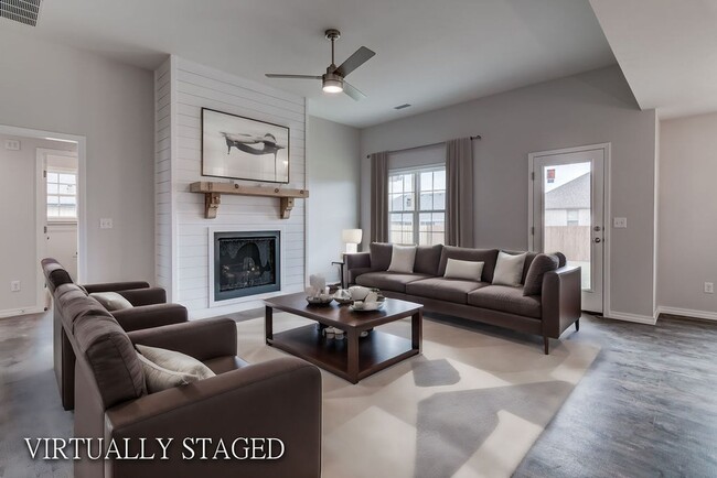 Building Photo - Beautiful, BRAND-NEW 3-bedroom, 2-bath hom...
