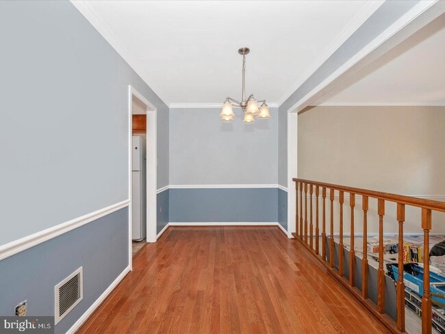 Building Photo - 15505 Villisca Terrace