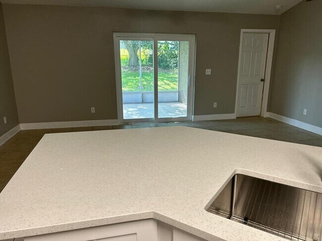Building Photo - 912 Park Valley Cir