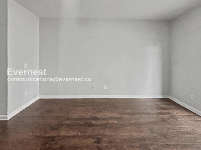 Building Photo - 585 McWilliams Rd SE