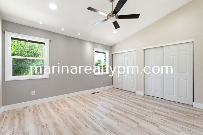 Building Photo - Home Sweet home-Beautiful remolded 3 bedroom 2 bathroom