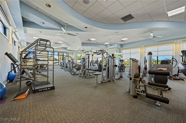 Building Photo - 9200 Highland Woods Blvd