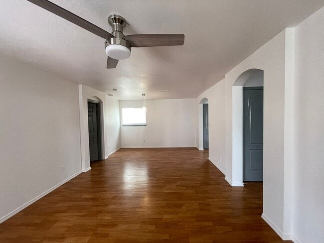 Building Photo - 14304 Gil Reyes Dr
