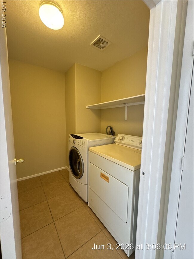 Building Photo - 4843 Saputo Ave