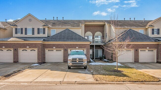 Building Photo - 45605 Graystone Ln