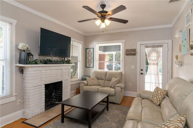 Building Photo - Live Wilder: Historic Charm Steps from Tam...