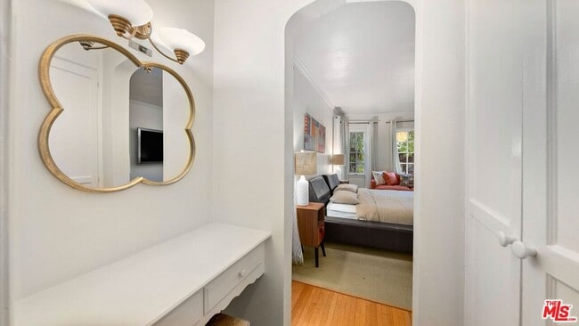 Building Photo - 434 N Genesee Ave