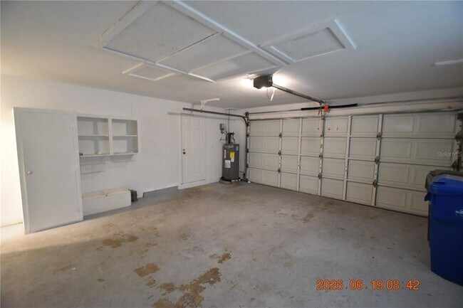 Building Photo - 3273 Harbor Lake Dr