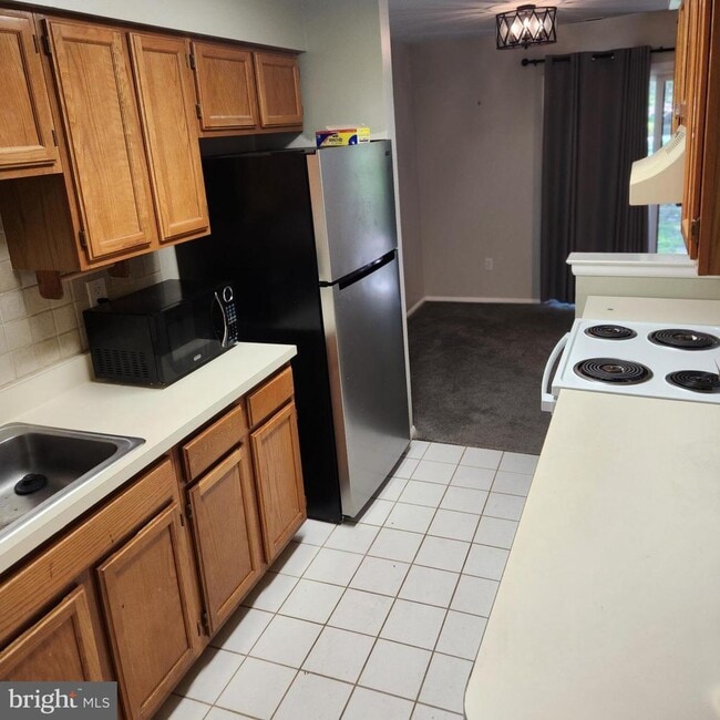 Building Photo - 604A Cypress Point Cir