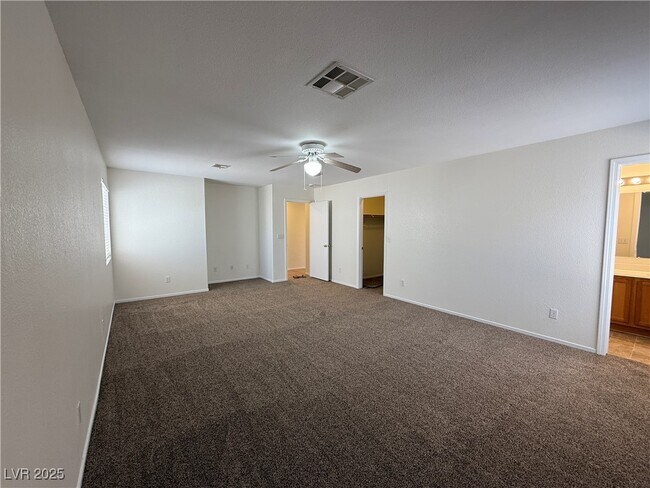Building Photo - 5921 Forest Creek Rd