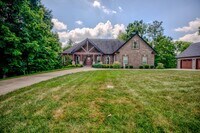 Building Photo - Fully Furnished, Short Term Rental, 1 Mont...