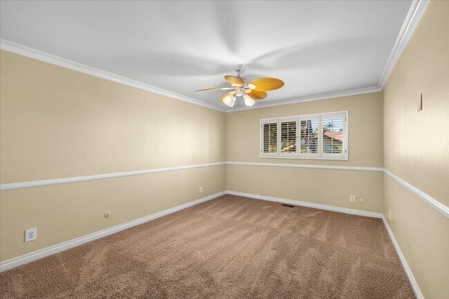another angle of one of the bedrooms - 9 Club View Ln