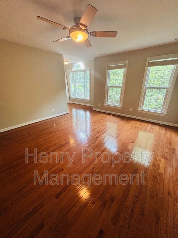 Building Photo - 203 Langston Mill Ct