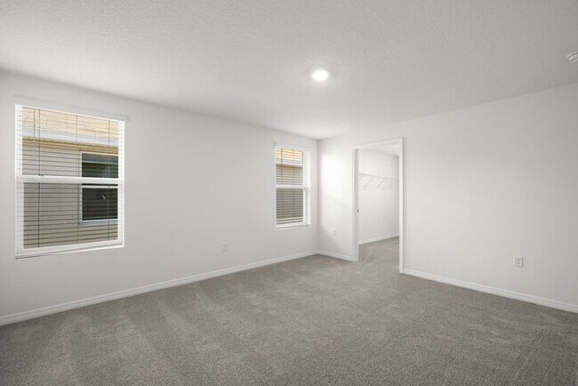 Building Photo - LIKE NEW Home for Rent in Ridgewood!