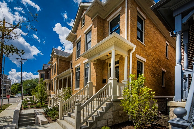 Building Photo - 118 W Starr Ave