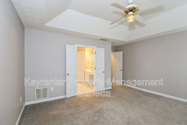 Building Photo - 1393 Treewood Trail