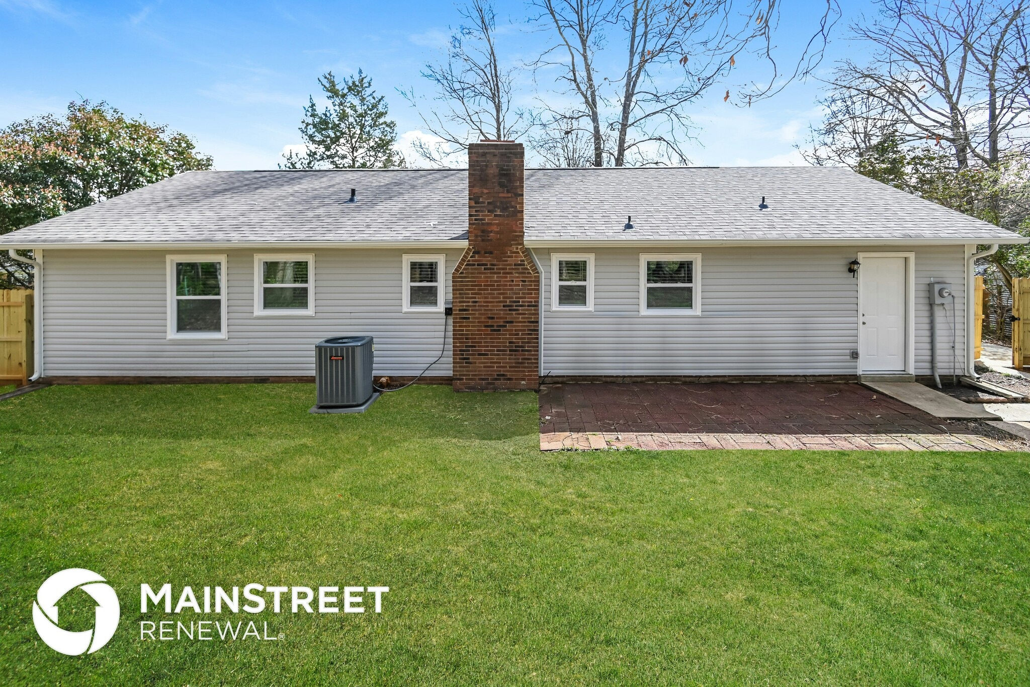 Building Photo - 9009 Trailhead Ct