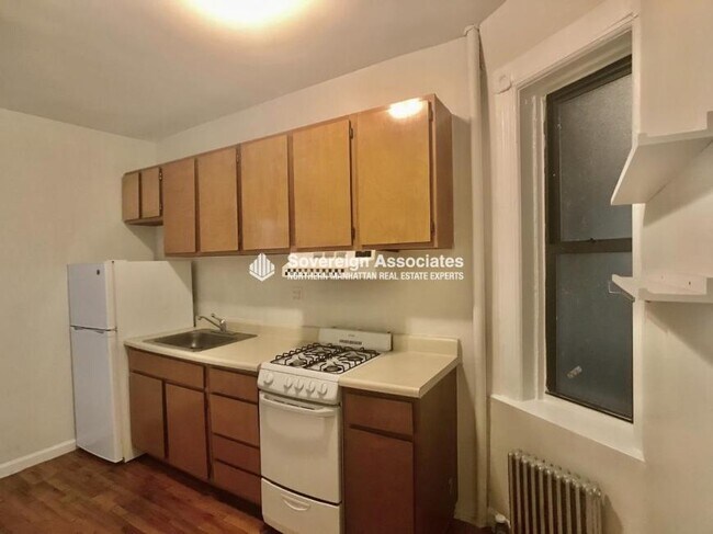 Building Photo - 2 bedroom in NEW YORK NY 10019