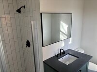 Building Photo - 18377 Pleasant View Dr