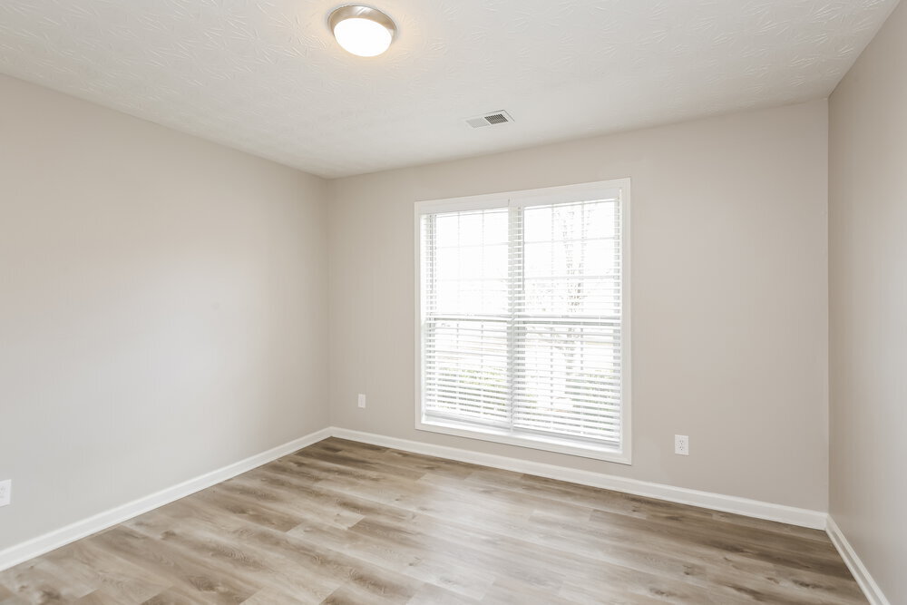 Building Photo - 1292 Poison Oak Ct SE