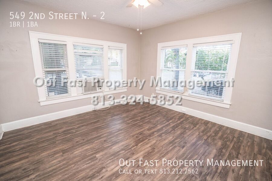 Building Photo - 549 2nd St N