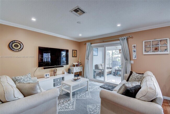 Building Photo - 6194 Buena Vista Dr