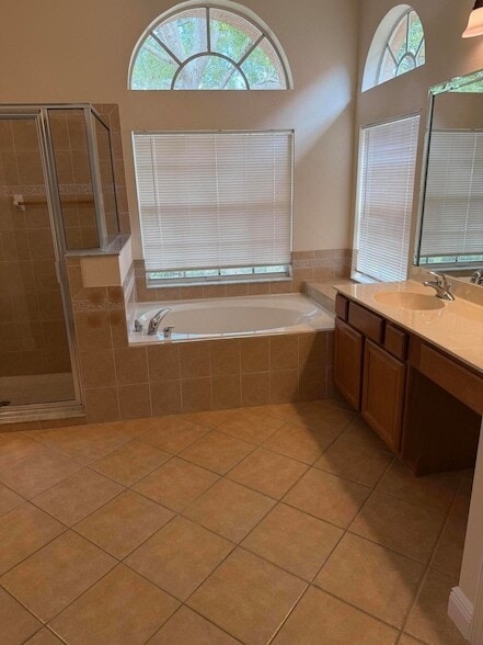 Building Photo - 2218 SW Panther Trce