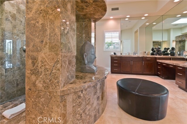 Building Photo - 57780 Troon Way