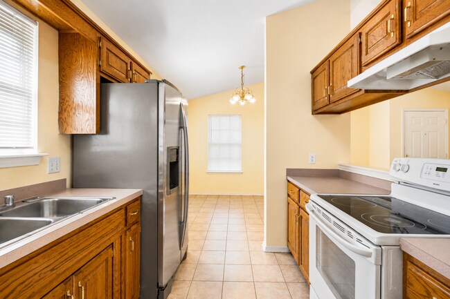Building Photo - 134 N 49th St