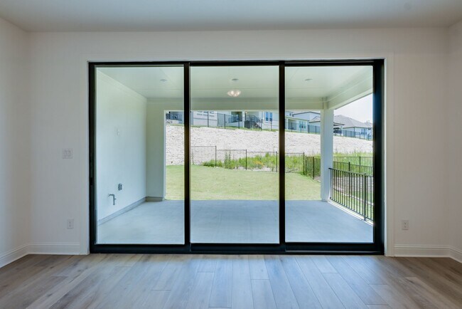 Building Photo - 1040 Villa Rialto View