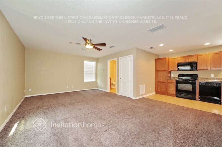 Building Photo - 5949 Beaconpark St