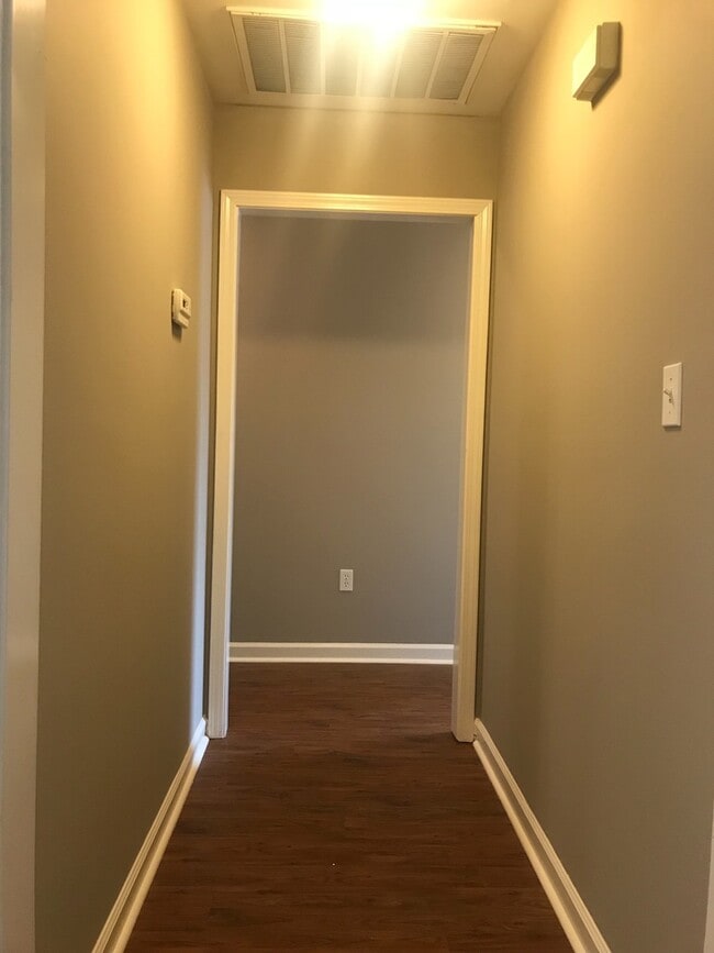 Building Photo - 230 Autumnwood Drive