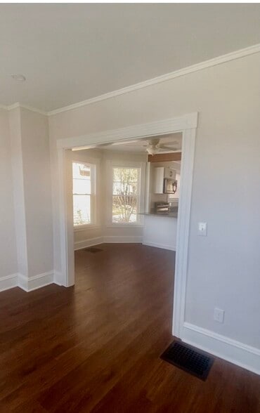 Building Photo - 71 Arsenal St