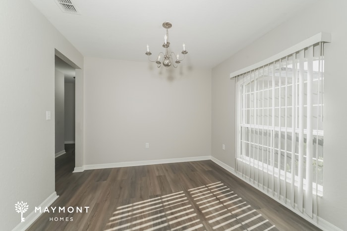 Building Photo - 6811 Krenson Oaks Cir