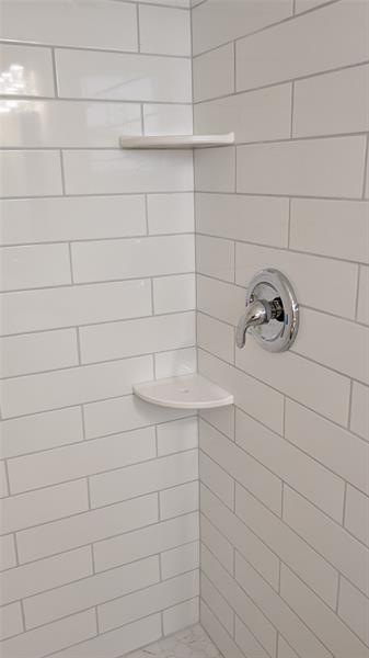 Building Photo - 5168 NE 6th Ave