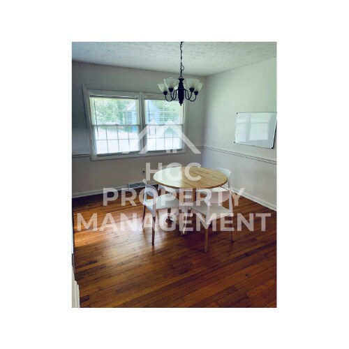 Building Photo - 507 Greenway Dr